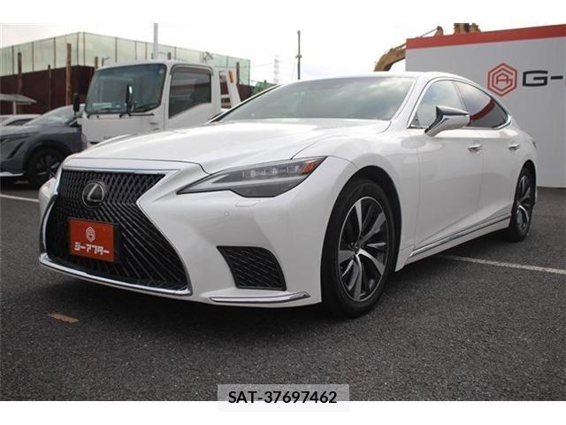 Lexus LS 2021-01 3674625-9