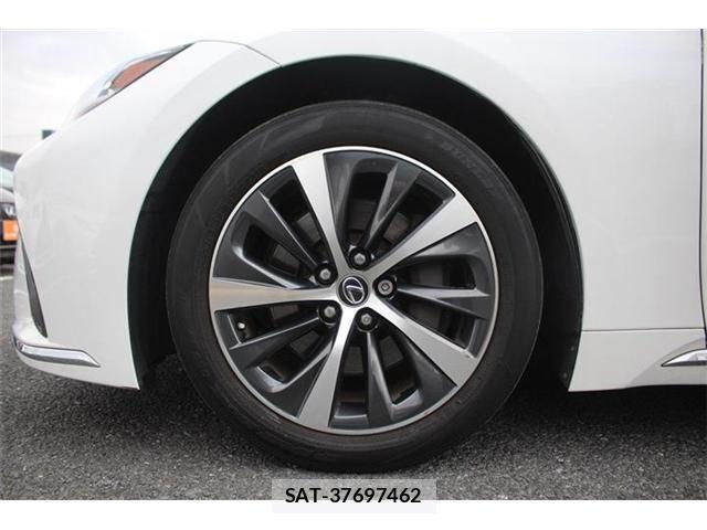 Lexus LS 2021-01 3674625-16