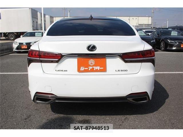 Lexus LS 2017-12 3771412-9
