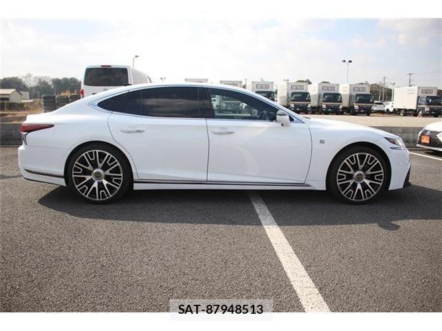 Lexus LS 2017-12 3771412-10