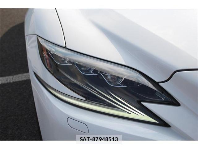 Lexus LS 2017-12 3771412-12