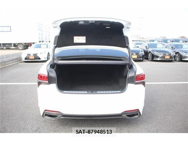 Lexus LS 2017-12 3771412-28