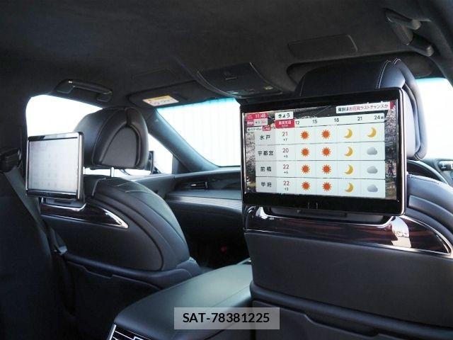 Lexus LS 2019-01 6011640-15