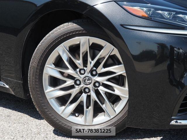 Lexus LS 2019-01 6011640-8