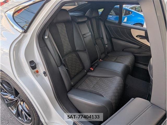 Lexus LS 2022-02 6011631-6