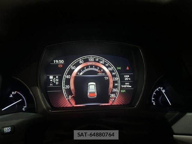 Lexus LS 2018-07 6264823-1