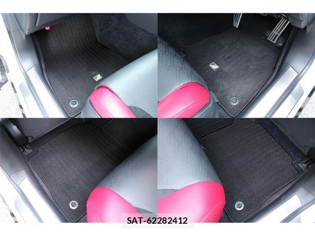 Lexus LS 2021-05 6272123-23