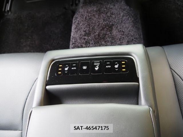Lexus LS 2023-01 6612850-13