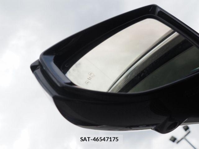 Lexus LS 2023-01 6612850-22