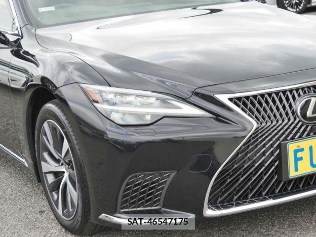 Lexus LS 2023-01 6612850-7