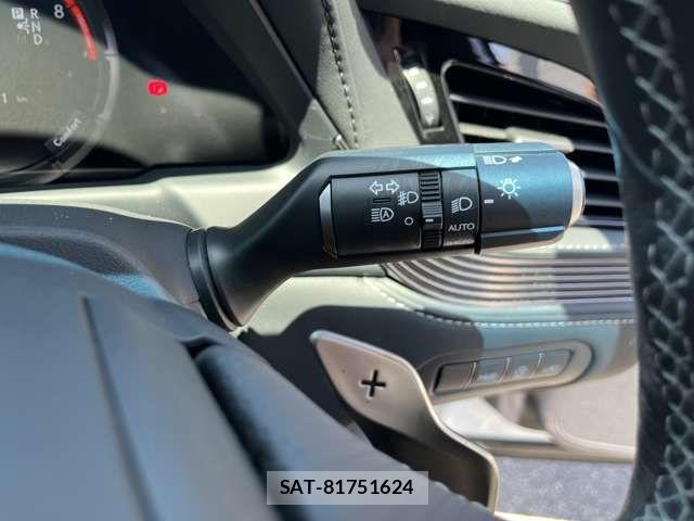 Lexus LS 2023-08 6612849-6