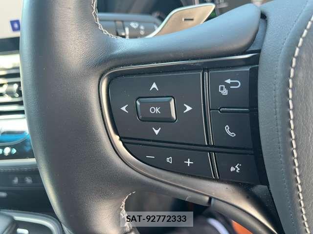 Lexus LS 2023-10 6612848-3