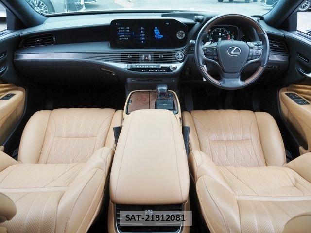 Lexus LS 2021-03 6612852-9