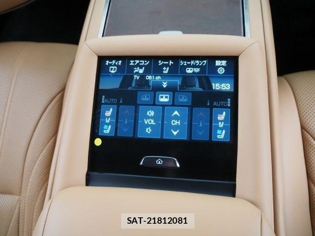 Lexus LS 2021-03 6612852-13