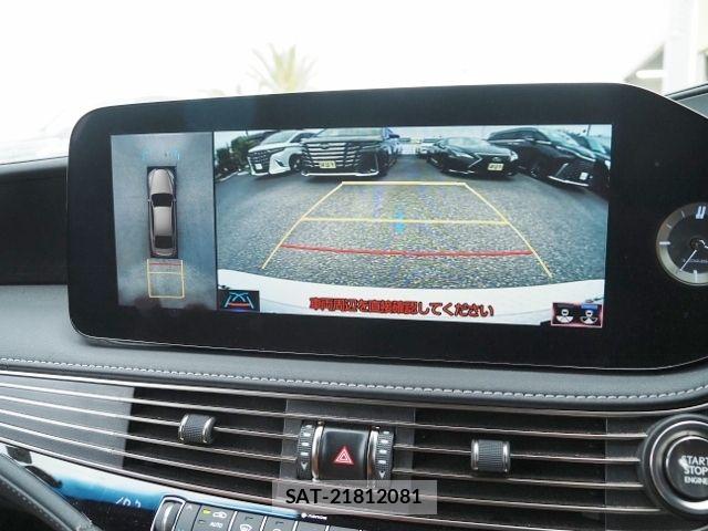 Lexus LS 2021-03 6612852-18