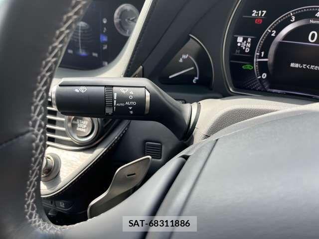 Lexus LS 2019-10 6612851-14