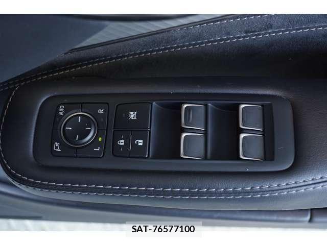 Lexus LS 2018-06 6672271-28