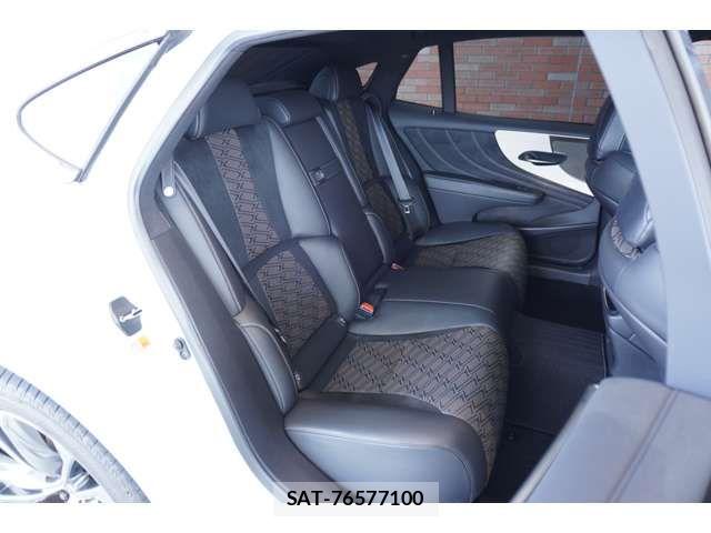 Lexus LS 2018-06 6672271-6