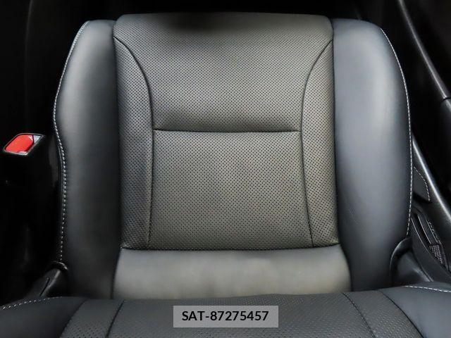 Lexus LS 2024-03 6676683-15