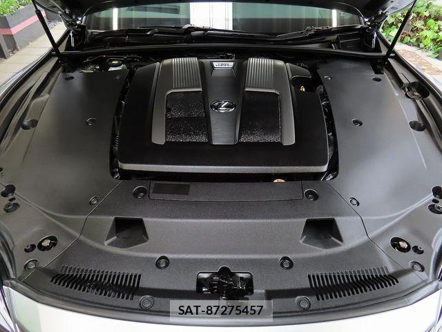 Lexus LS 2024-03 6676683-27