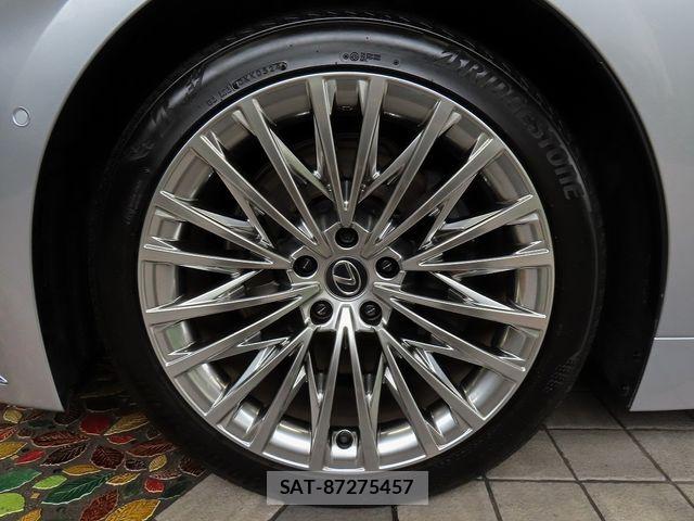 Lexus LS 2024-03 6676683-28