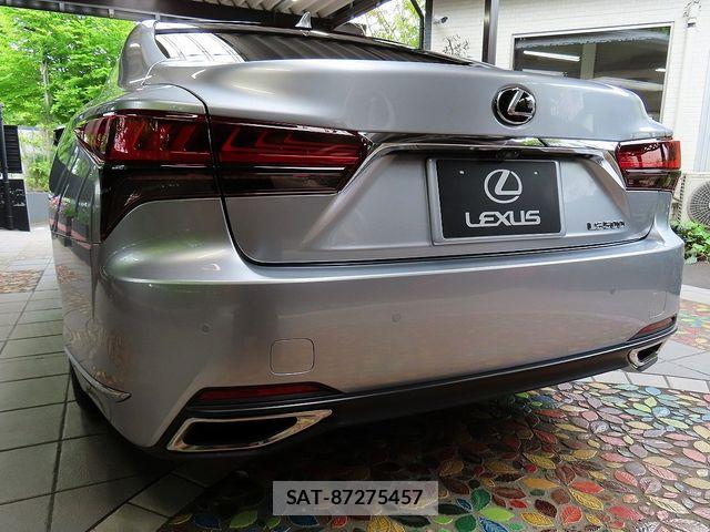 Lexus LS 2024-03 6676683-7