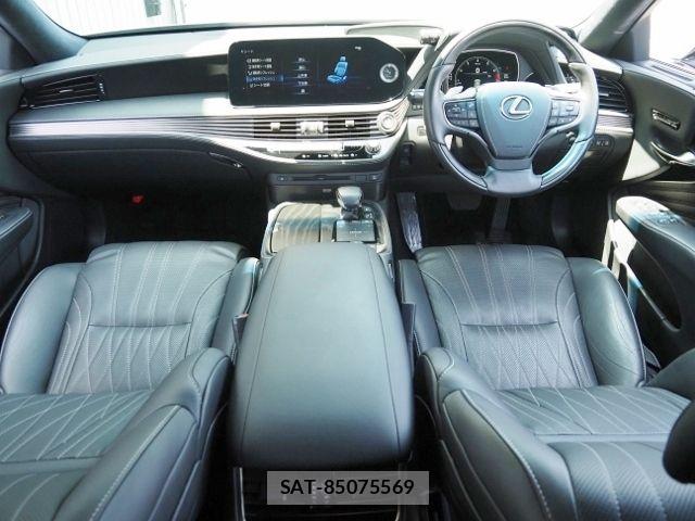 Lexus LS 2024-03 6907733-9