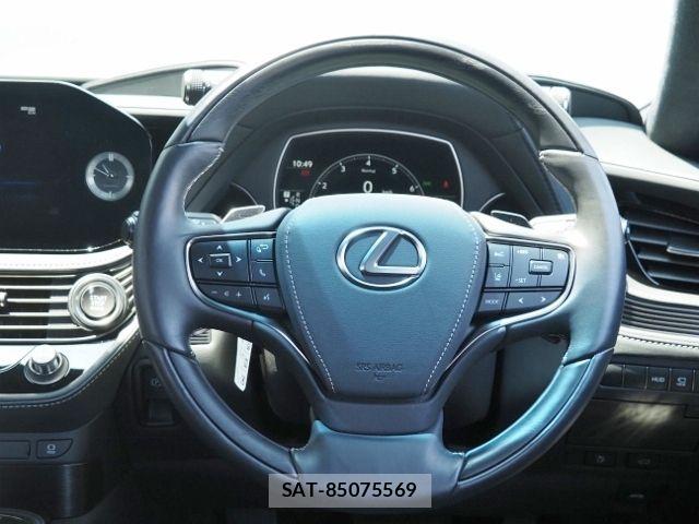 Lexus LS 2024-03 6907733-17