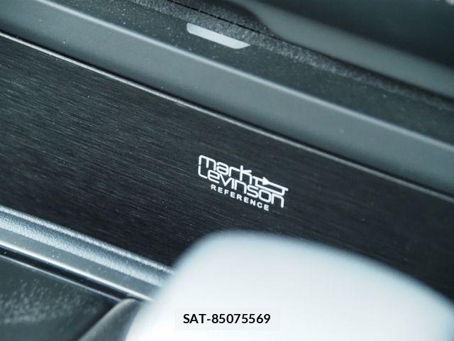Lexus LS 2024-03 6907733-18