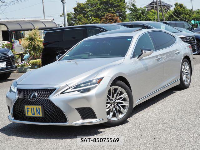 Lexus LS 2024-03 6907733-3