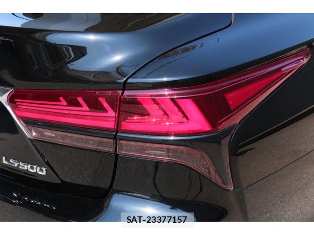 Lexus LS 2022-02 6995090-14