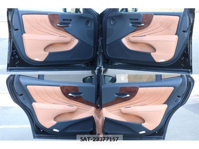 Lexus LS 2022-02 6995090-22