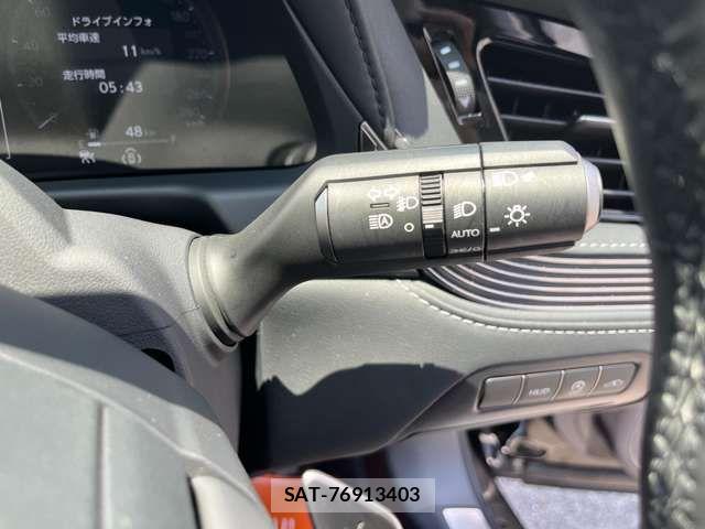 Lexus LS 2024-09 7020766-4