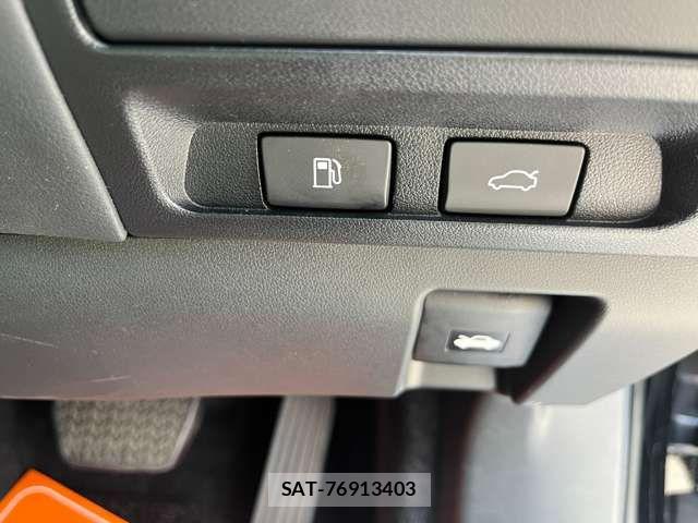Lexus LS 2024-09 7020766-9