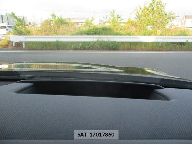 Lexus LS 2022-06 7059260-27
