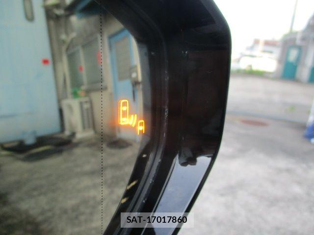 Lexus LS 2022-06 7059260-29