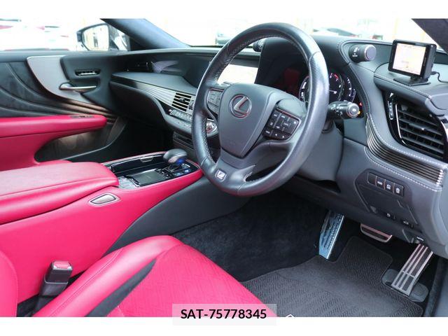 Lexus LS 2018-02 7220980-14