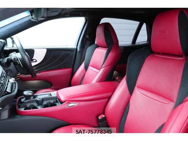 Lexus LS 2018-02 7220980-17