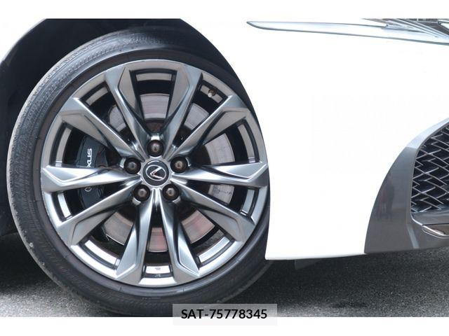 Lexus LS 2018-02 7220980-3