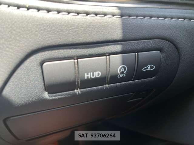 Lexus LS 2024-06 7217388-4