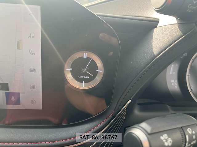 Lexus LS 2023-07 7220978-13