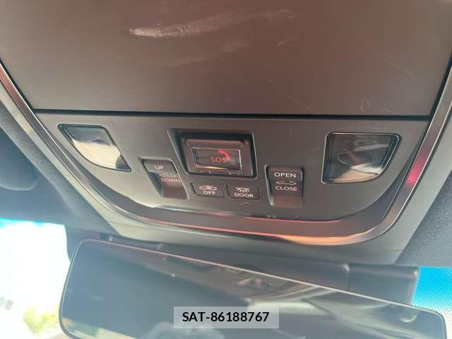Lexus LS 2023-07 7220978-14