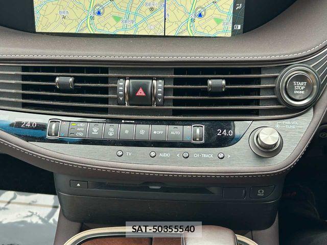 Lexus LS 2019-09 7328041-11