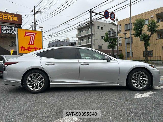 Lexus LS 2019-09 7328041-26
