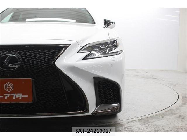 Lexus LS 2018-01 7358499-12