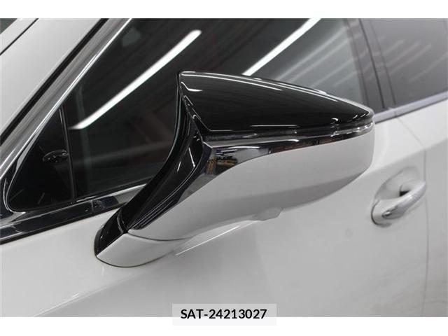 Lexus LS 2018-01 7358499-14
