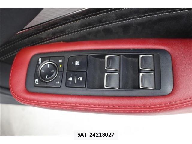 Lexus LS 2018-01 7358499-22