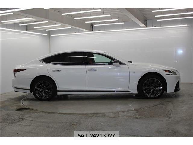 Lexus LS 2018-01 7358499-3
