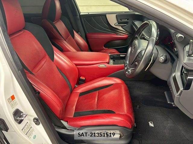 Lexus LS 2018-03 7358493-9