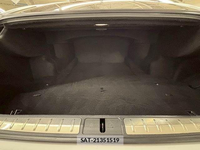 Lexus LS 2018-03 7358493-19